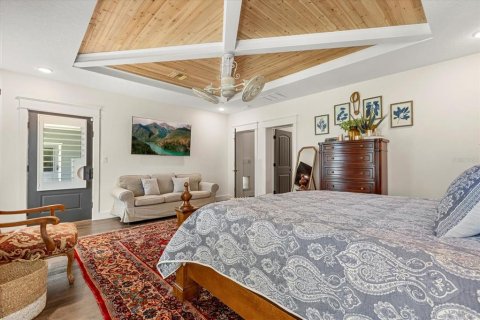 House in Mount Dora, Florida 3 bedrooms, 241.27 sq.m. № 1581889 - photo 15