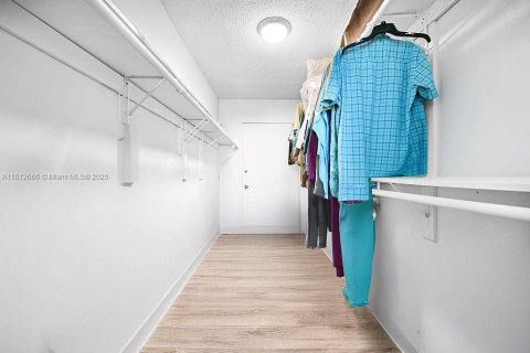 Купить кондоминиум в Авентура, Флорида 2 спальни, 145.39м2, № 1875207 - фото 15