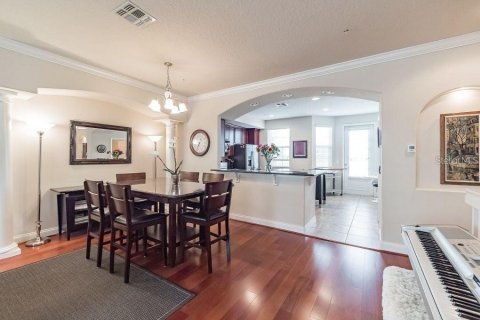 Townhouse in Orlando, Florida 3 bedrooms, 182.92 sq.m. № 2209952 - photo 15