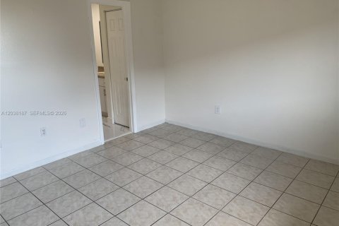 Copropriété à louer à Hialeah, Floride: 2 chambres, 82.96 m2 № 2268515 - photo 14