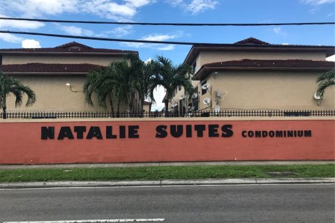 Condo à Hialeah, Floride, 2 chambres  № 2268515