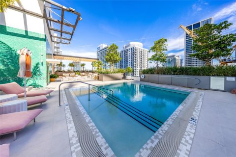 Condominio en alquiler en Miami, Florida № 2025281 - foto 18