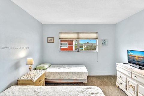 Condominio en alquiler en Hallandale Beach, Florida, 2 dormitorios, 92.9 m2 № 1859046 - foto 7
