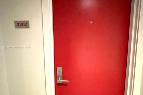 Снять в аренду кондоминиум в Майами, Флорида 53.88м2, № 2008605 - фото 2