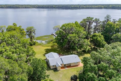 House in Waldo, Florida 3 bedrooms, 420.48 sq.m. № 1650621 - photo 25