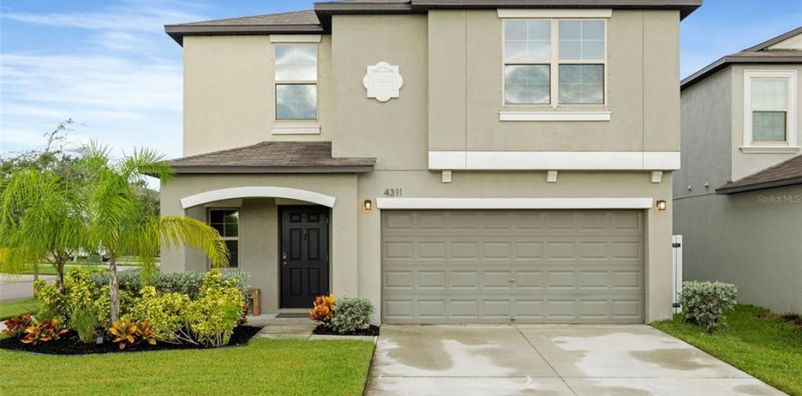 House in Tampa, Florida 5 bedrooms, 210.33 sq.m. № 1907458