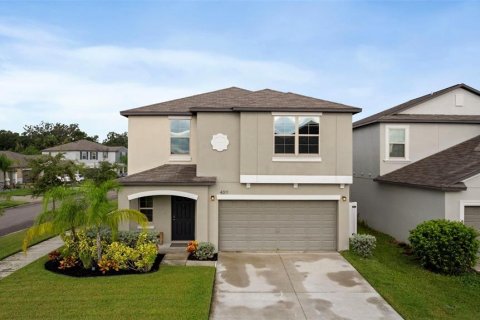 House in Tampa, Florida 5 bedrooms, 210.33 sq.m. № 1907458 - photo 3