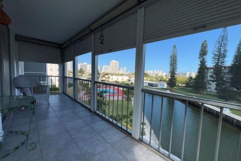Купить кондоминиум в Авентура, Флорида 1 комната, 100.61м2, № 2083123 - фото 8