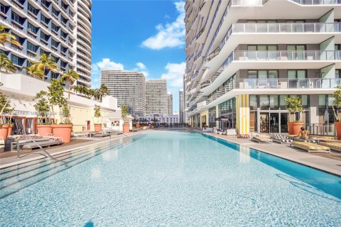 Condo in Miami, Florida, 3 bedrooms  № 1887155 - photo 11
