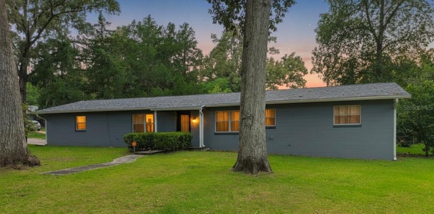 Villa ou maison à Ocala, Floride 3 chambres, 135.45 m2 № 2208855