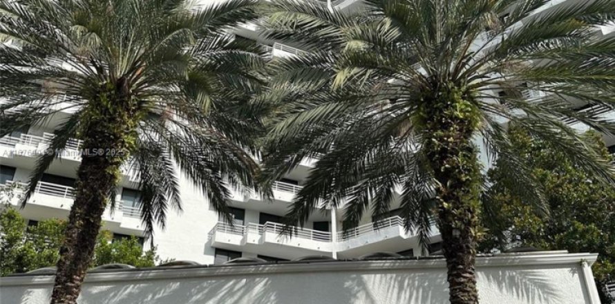 Condo à Aventura, Floride, 2 chambres № 1934203