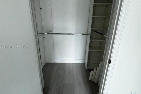 Copropriété à louer à Miami, Floride: 2 chambres, 111.2 m2 № 2265932 - photo 7