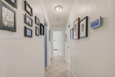 Casa en venta en Palmetto Bay, Florida, 3 dormitorios, 219.06 m2 № 2080594 - foto 14