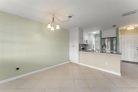 Adosado en venta en Orlando, Florida, 2 dormitorios, 89.19 m2 № 2150048 - foto 11