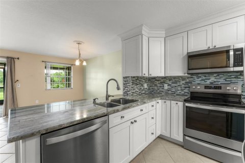 Adosado en venta en Orlando, Florida, 2 dormitorios, 89.19 m2 № 2150048 - foto 7
