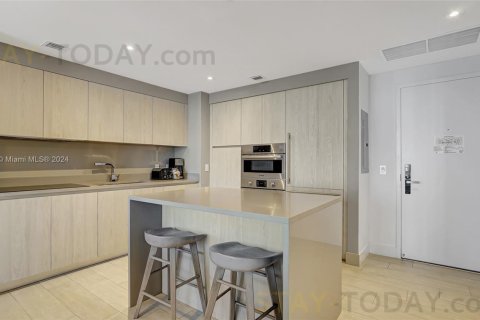 Copropriété à louer à Hollywood, Floride: 2 chambres, 96.99 m2 № 1959210 - photo 11