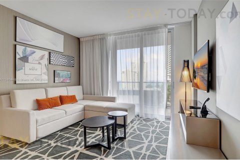 Copropriété à louer à Hollywood, Floride: 2 chambres, 96.99 m2 № 1959210 - photo 2