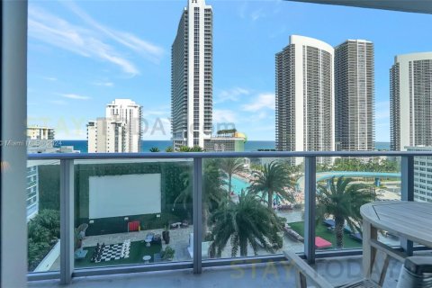 Copropriété à louer à Hollywood, Floride: 2 chambres, 96.99 m2 № 1959210 - photo 29