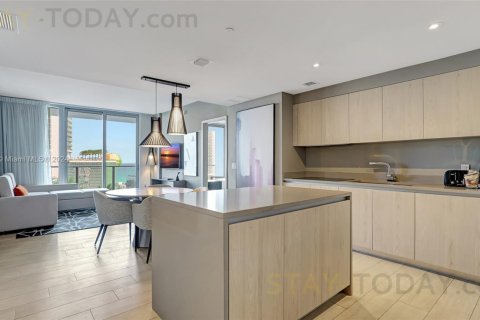 Copropriété à louer à Hollywood, Floride: 2 chambres, 96.99 m2 № 1959210 - photo 7