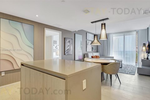 Copropriété à louer à Hollywood, Floride: 2 chambres, 96.99 m2 № 1959210 - photo 10