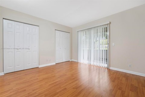 Copropriété à louer à Pembroke Pines, Floride: 1 chambre, 63.64 m2 № 1966592 - photo 13