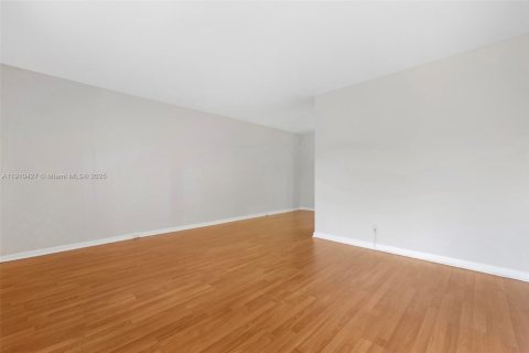 Copropriété à louer à Pembroke Pines, Floride: 1 chambre, 63.64 m2 № 1966592 - photo 23