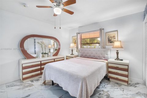 Купить виллу или дом в Майами, Флорида 4 спальни, 150.5м2, № 1996287 - фото 30