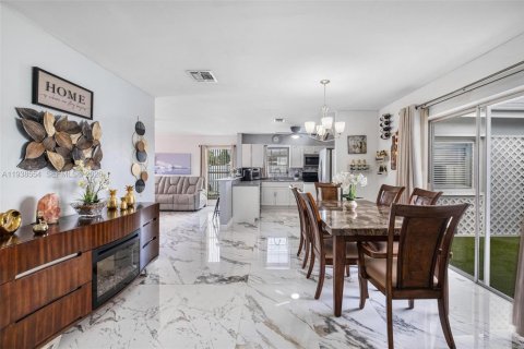 Купить виллу или дом в Майами, Флорида 4 спальни, 150.5м2, № 1996287 - фото 4