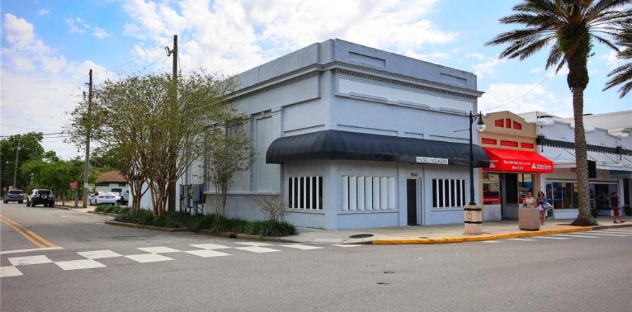 Commercial property in New Smyrna Beach, Florida 501.67 sq.m. № 1850196
