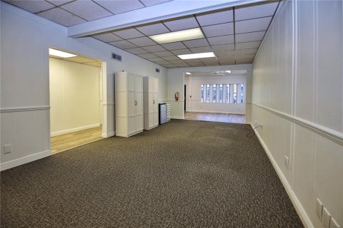 Commercial property in New Smyrna Beach, Florida 501.67 sq.m. № 1850196 - photo 23