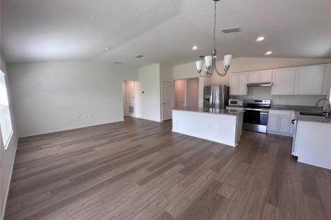 Villa ou maison à vendre à Haines City, Floride: 3 chambres, 146.69 m2 № 1899550 - photo 3