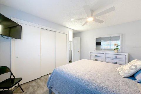 Copropriété à louer à Saint Petersburg, Floride: 2 chambres, 69.68 m2 № 2376702 - photo 15