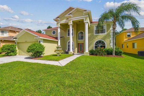 House in Wesley Chapel, Florida 5 bedrooms, 307.23 sq.m. № 1880658 - photo 2