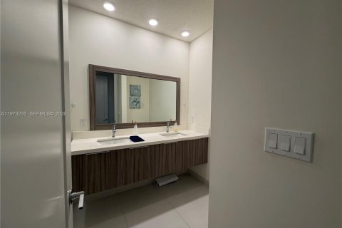 Купить кондоминиум в Дорал, Флорида 3 спальни, 122.17м2, № 2033271 - фото 19