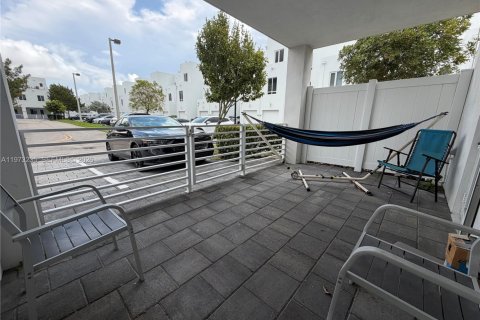 Купить кондоминиум в Дорал, Флорида 3 спальни, 122.17м2, № 2033271 - фото 23