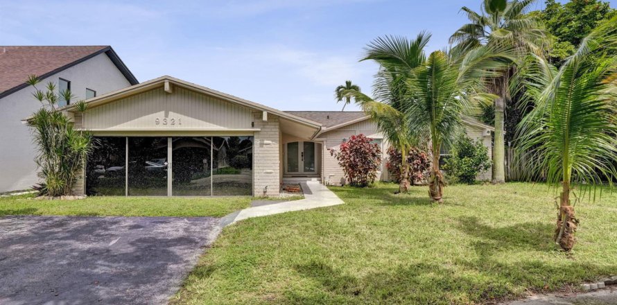 Villa ou maison à Sunrise, Floride 3 chambres, 176.89 m2 № 2293680