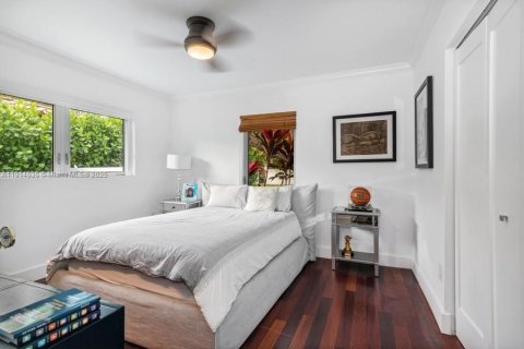 Купить виллу или дом в Майами, Флорида 4 спальни, 227.8м2, № 1970169 - фото 18