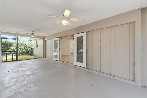Villa ou maison à vendre à Dunedin, Floride: 3 chambres, 200.3 m2 № 2416342 - photo 24