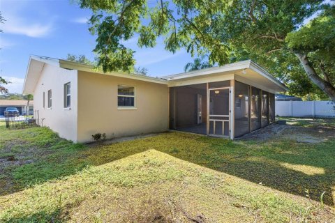 Villa ou maison à vendre à Dunedin, Floride: 3 chambres, 200.3 m2 № 2416342 - photo 25