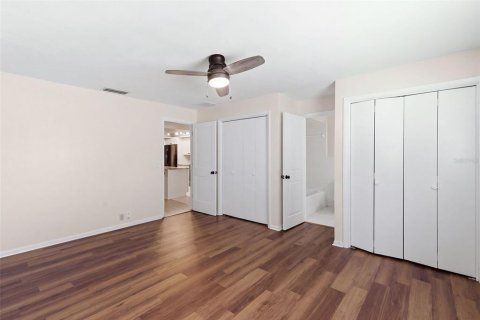 Villa ou maison à vendre à Dunedin, Floride: 3 chambres, 200.3 m2 № 2416342 - photo 17