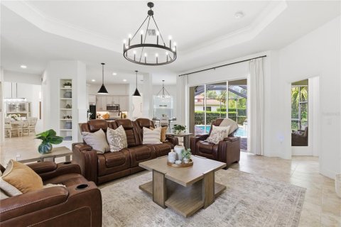 Villa ou maison à vendre à Land O' Lakes, Floride: 4 chambres, 273.23 m2 № 2149528 - photo 21