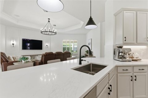 Villa ou maison à vendre à Land O' Lakes, Floride: 4 chambres, 273.23 m2 № 2149528 - photo 14