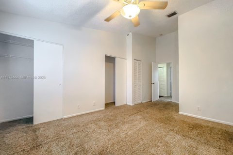 Купить таунхаус в Дания-Бич, Флорида 2 спальни, 103.12м2, № 2038377 - фото 14