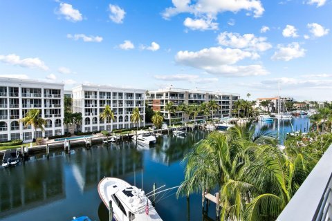 Condominio en venta en Fort Lauderdale, Florida, 3 dormitorios, 235.14 m2 № 2179890 - foto 15