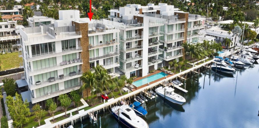 Condominio en Fort Lauderdale, Florida, 3 dormitorios  № 2179890