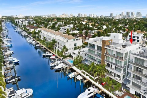 Condominio en venta en Fort Lauderdale, Florida, 3 dormitorios, 235.14 m2 № 2179890 - foto 28