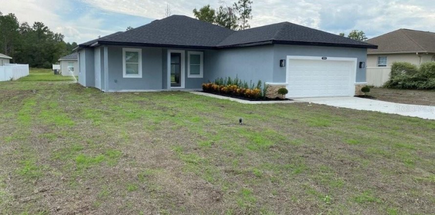 House in Ocala, Florida 4 bedrooms, 162.76 sq.m. № 2212361