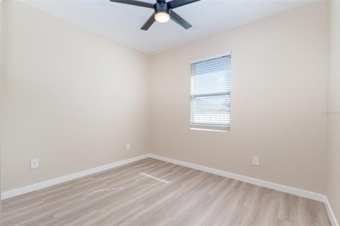 House in Ocala, Florida 4 bedrooms, 162.76 sq.m. № 2212361 - photo 21