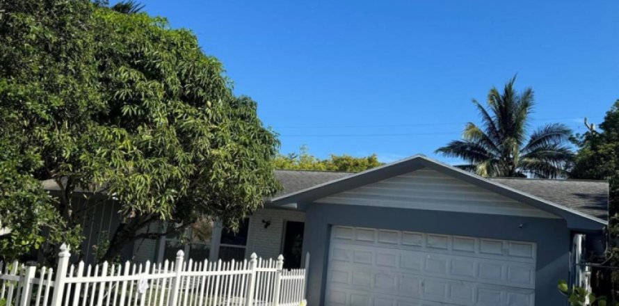 Casa en West Palm Beach, Florida 4 dormitorios, 177.91 m2 № 1223547