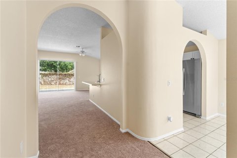 Casa en venta en Brandon, Florida, 3 dormitorios, 130.9 m2 № 1681805 - foto 19